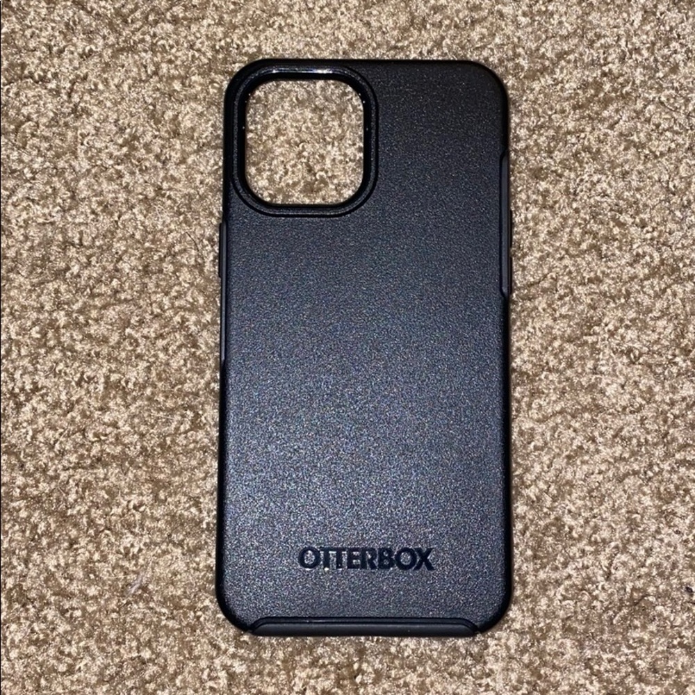 Otter box iPhone 12 pro Max hard case